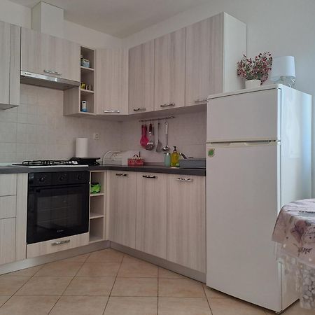 Apartman Valbandon Fazana Bagian luar foto