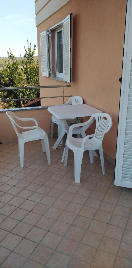 Apartman Valbandon Fazana Bagian luar foto