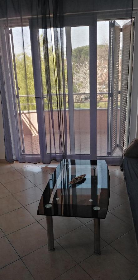 Apartman Valbandon Fazana Bagian luar foto